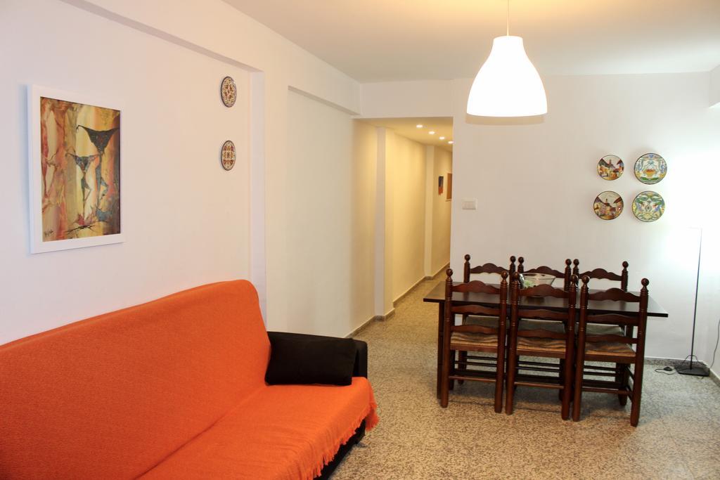Apartment Nuria เบลเยรกวาร์ท ภายนอก รูปภาพ