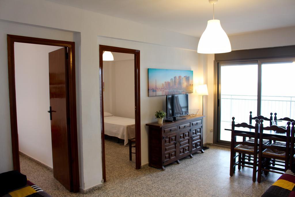 Apartment Nuria เบลเยรกวาร์ท ภายนอก รูปภาพ