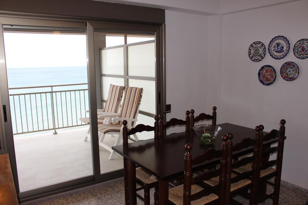 Apartment Nuria เบลเยรกวาร์ท ภายนอก รูปภาพ