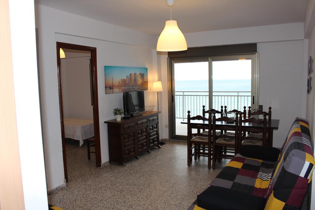 Apartment Nuria เบลเยรกวาร์ท ภายนอก รูปภาพ