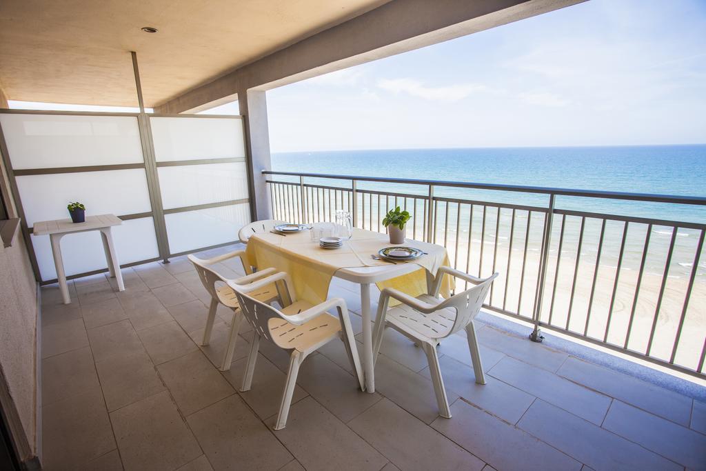 Apartment Nuria เบลเยรกวาร์ท ภายนอก รูปภาพ