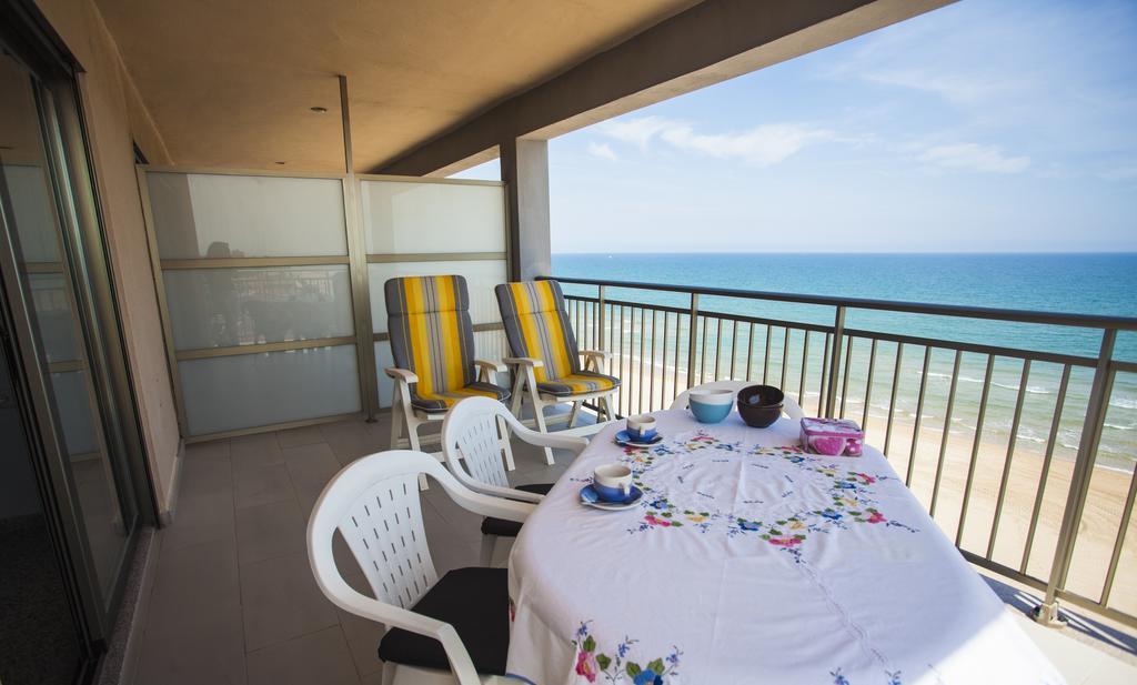 Apartment Nuria เบลเยรกวาร์ท ภายนอก รูปภาพ